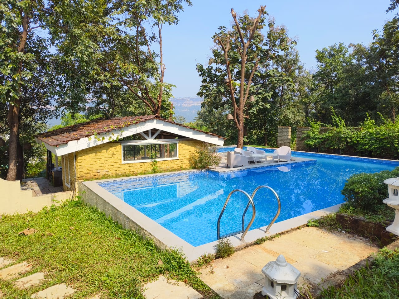 Villa in Karjat